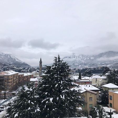 Bright Penthouse Close To Center With Terrace And Lake View Lecco Exterior foto