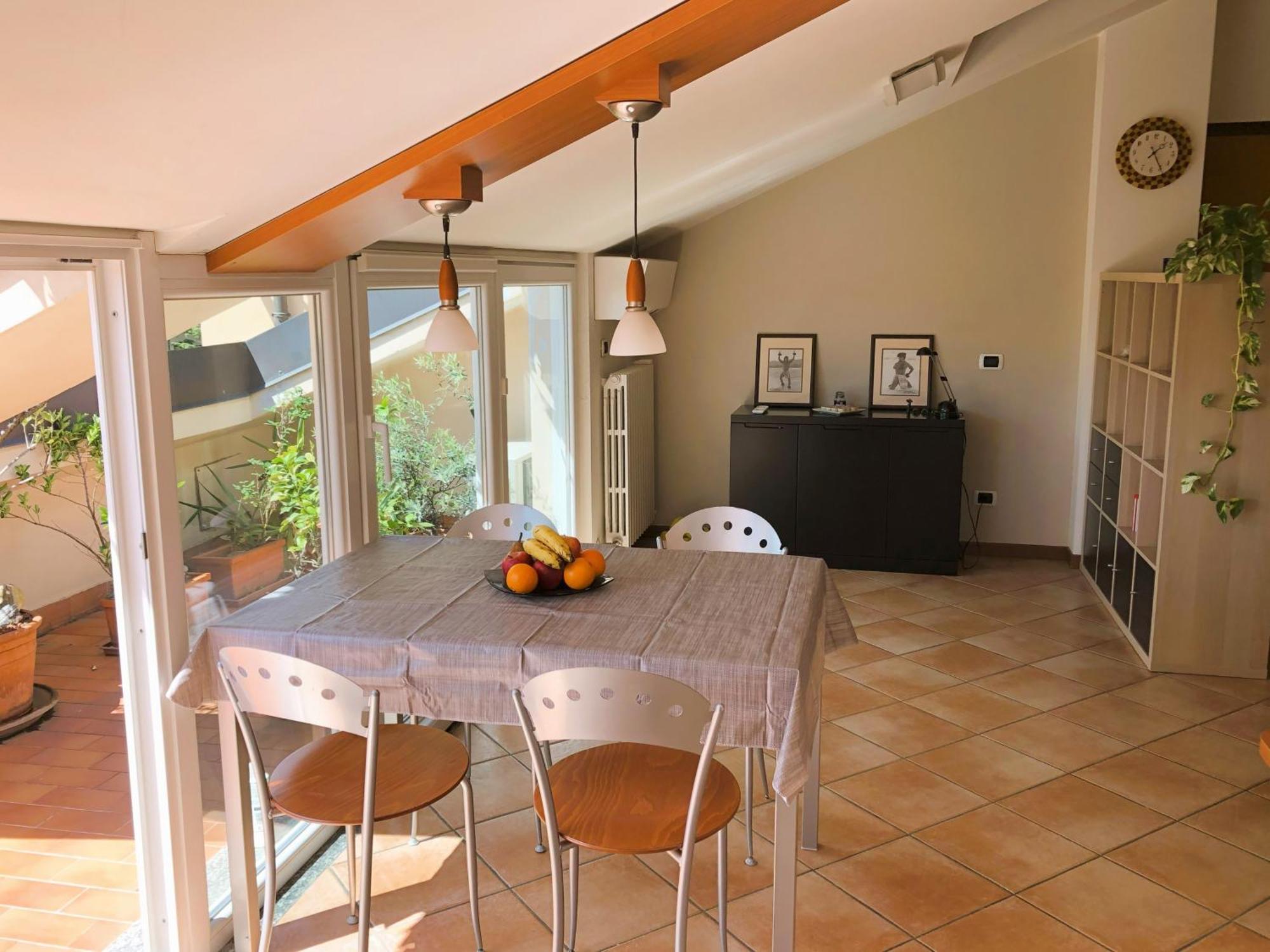 Bright Penthouse Close To Center With Terrace And Lake View Lecco Exterior foto